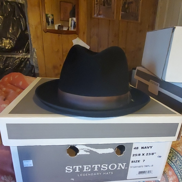 Hat - Picture 2 of 3